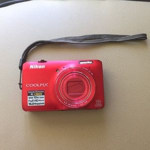 Nikon coolpix camera s6300
